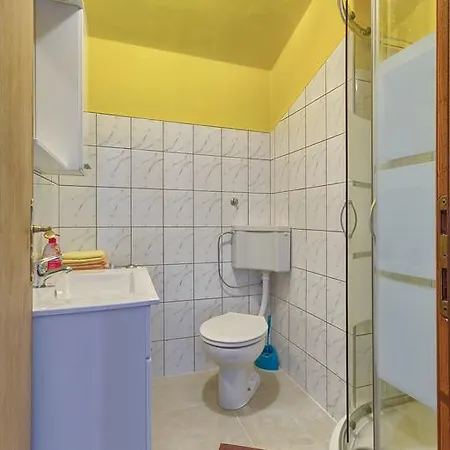 Διαμέρισμα Ljiljana *